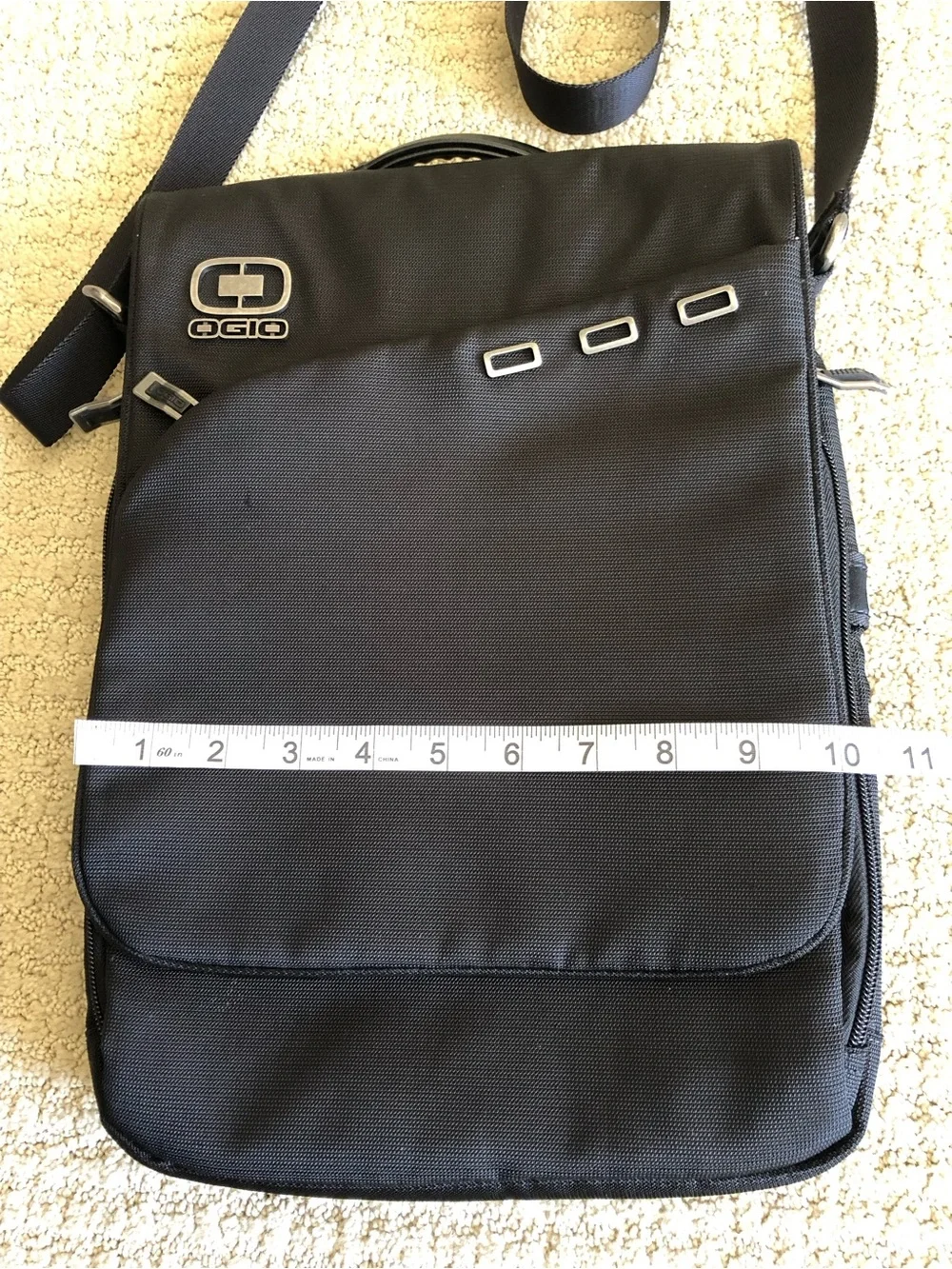 OGIO Technologio Compact Laptop Notebook Messenger Bag